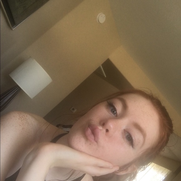 Meet your Posher, Tizmii - Picture 1 of 1